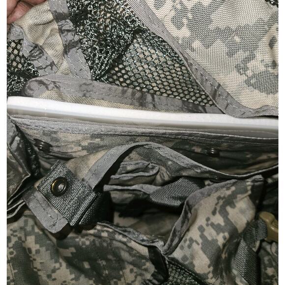 New! VGC SPECIALTY DEFENSE MEDIC BAG PACK DIGITAL COMBAT MEDIC KIT USGI Molle - Picture 8 of 10